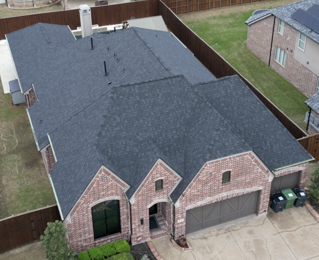 completed roof by Roberts and Cooper roofing and construction